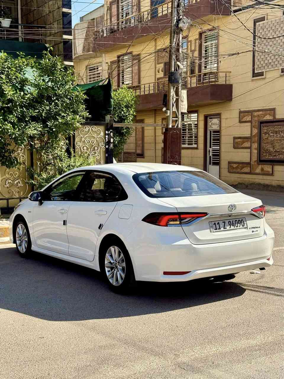 السلام عليكم للبيع
تويوتا كورلا هايبرد موديل 2025 شكل الخليجي

ماشيه 9000 

السيارة مكفولة من صبغ وتبديل وبارد

محرك 1800 هايبرد

مقاعد جلد بلادية

تشغيل بصمة + دخول ذكي تحكم كامل ستيرن

دشبول ديجيتال

تبريد قطعتين (أمامي وخلفي)

كاميرا خلفية

منافذ USB أمامي وخلفي

ويل كاب قياس 16 إنش

لايت أمامي زينون + كشافات أمامية

فتحة سقف (سلايد روف)

رادار أمامي + تحديد مسار

مثبت سرعة + 3 أنظمة قيادة هاند بريك بصمة + نظام EVE Mode

‏Apple CarPlay شاشة آندرويد تدعم

إشارات على المرايا الجانبية 

السعر 158 وبيها مجال بسيط

مكاني بغداد الاعظمية / سبع ابكار

للاستفسار *********** وبي واتساب

بيع فقط بدون مراوس اخوان
