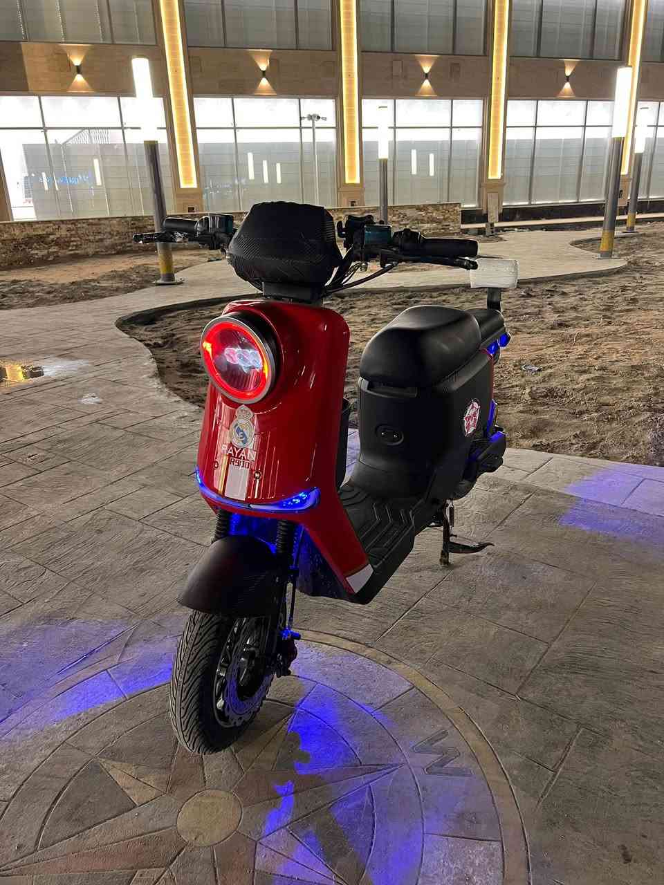 دراجه R900 السعر 685 وبيها مجال تواصل ***********
