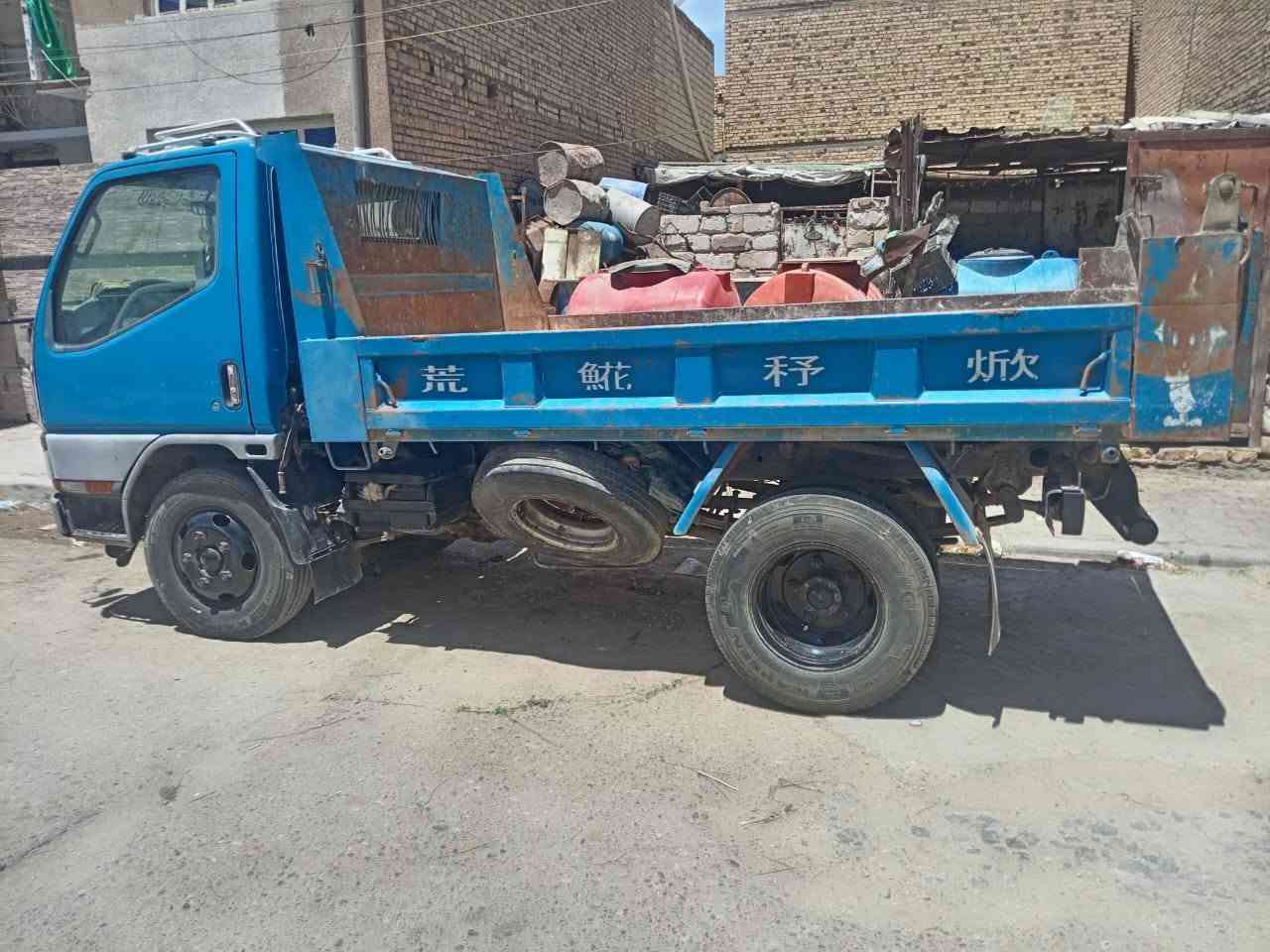 سلام عليكم كنتر فحل البيع موديل 94سيار مكفول تخم تاير رقام نكاليزي السعر 165مكان سياره العماره ***********
