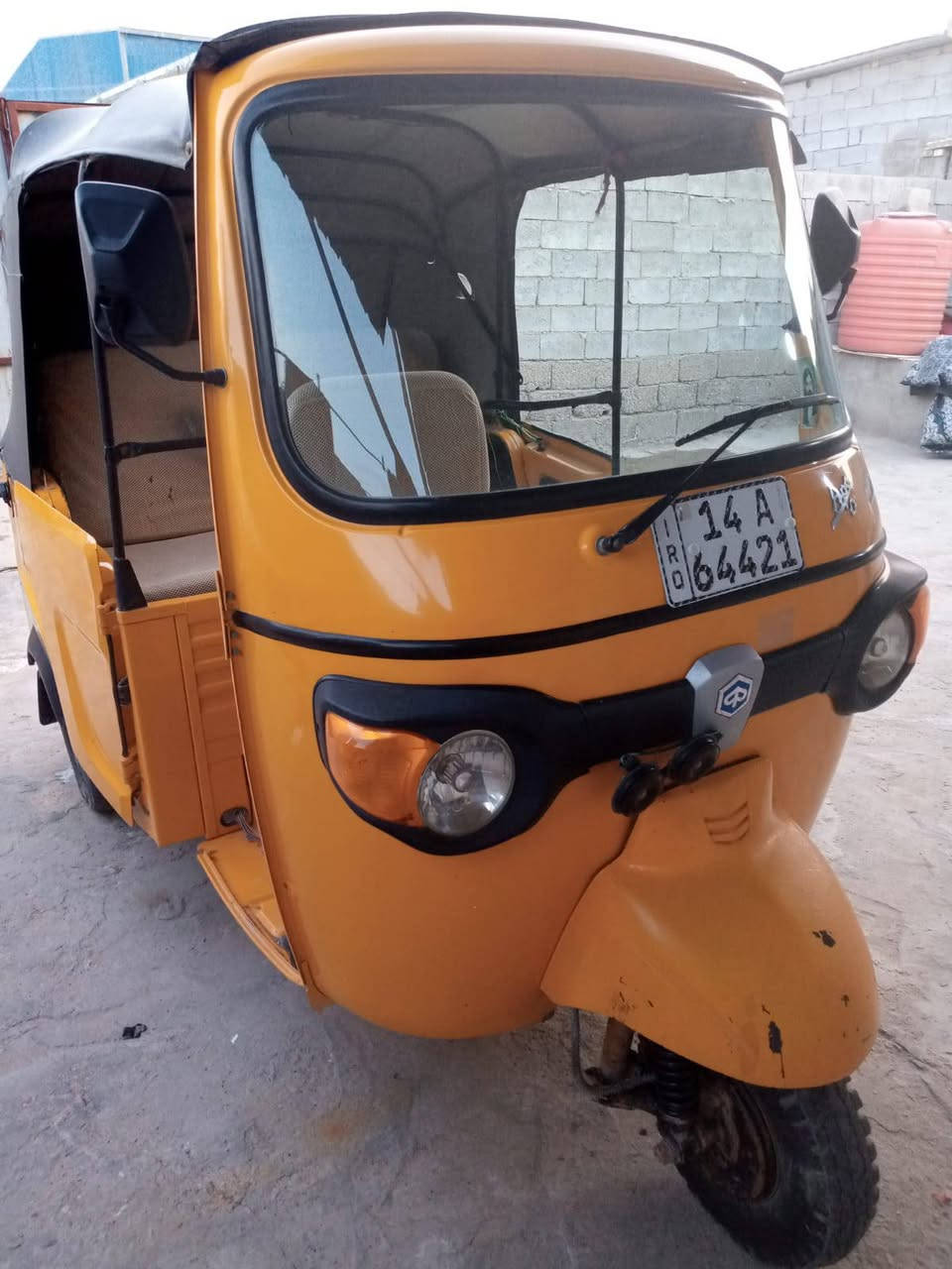 تكتك اللبيع فياجو موديل 2022 مجفته تجفيت شركه والبدي شوف العين العنوان بصره التنومه رقم صاحب التكتك *********** وتساب
