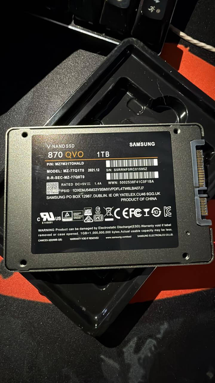 السلام عليكم شلونكم اخوتي
عندي قطعتين هارد  ssd Samsung 870 QVO
حجمة 1 tb
سرعة القرائة 560mb
سرعة  الكتابة 530 mb
سعر القطعة الوحدة ٨٠ واذا ثنينهن ع ٧٥


**إذا كنت صاحب هذا الإعلان وتريد حذفه لأي سبب، رجاءا أرسل رسالة إلى الدعم الفني**