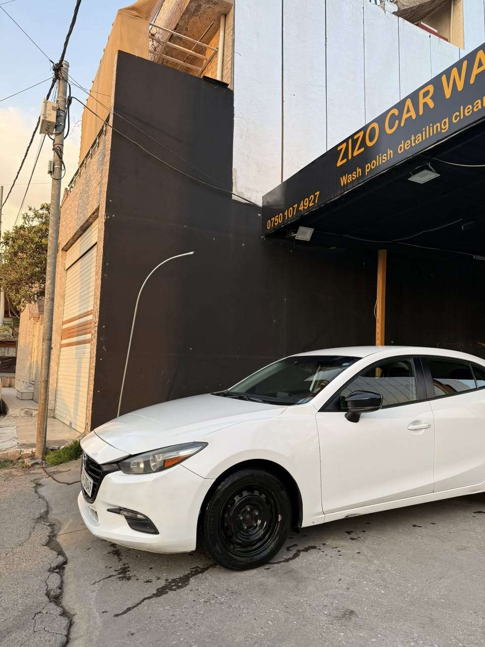 مازدای ٣ ٢٠١٧
گێر و مەکینەی بە شەرت سەنەوی تازەیە بە ناوی خۆمانەوەیە مواسەفاتی لەبەرچاوتایە
ڕەسمی سۆنەرەکەیم داناوە جوابی مەسج نایەمەوە
پارچەیەک و ٣ پەڵەی بۆیاخە
١٠٨ گەڵاو مەجال ***********
