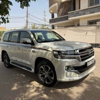 لاندكروز GXR • ٢٠٢٠ • رقم بغداد