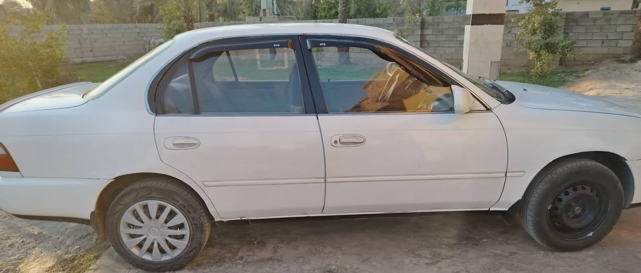 السلام عليكم كورولا 94 محور سياره رقم دولي رقم بغداد باسمي تحويل ثاني يوم السياره رايدها ٥٥ وبيها مجال ***********
