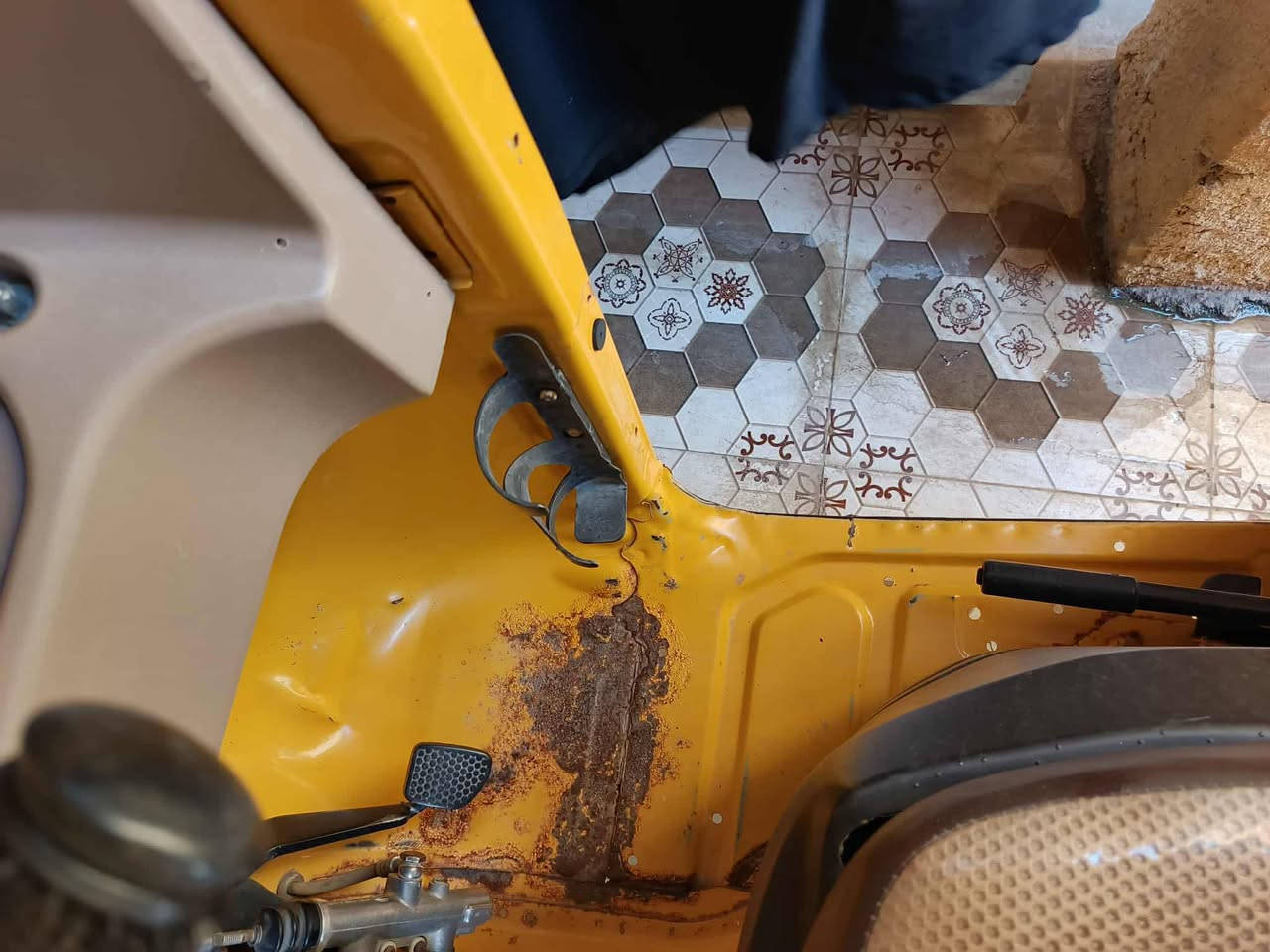 📍 للبيع
تك تك نضيفه 2018سنويه ب اسمي مكينه الحمدلله لا تنقيص ولا تبخير الكشر كدامك من أيدي لشارع ***********
