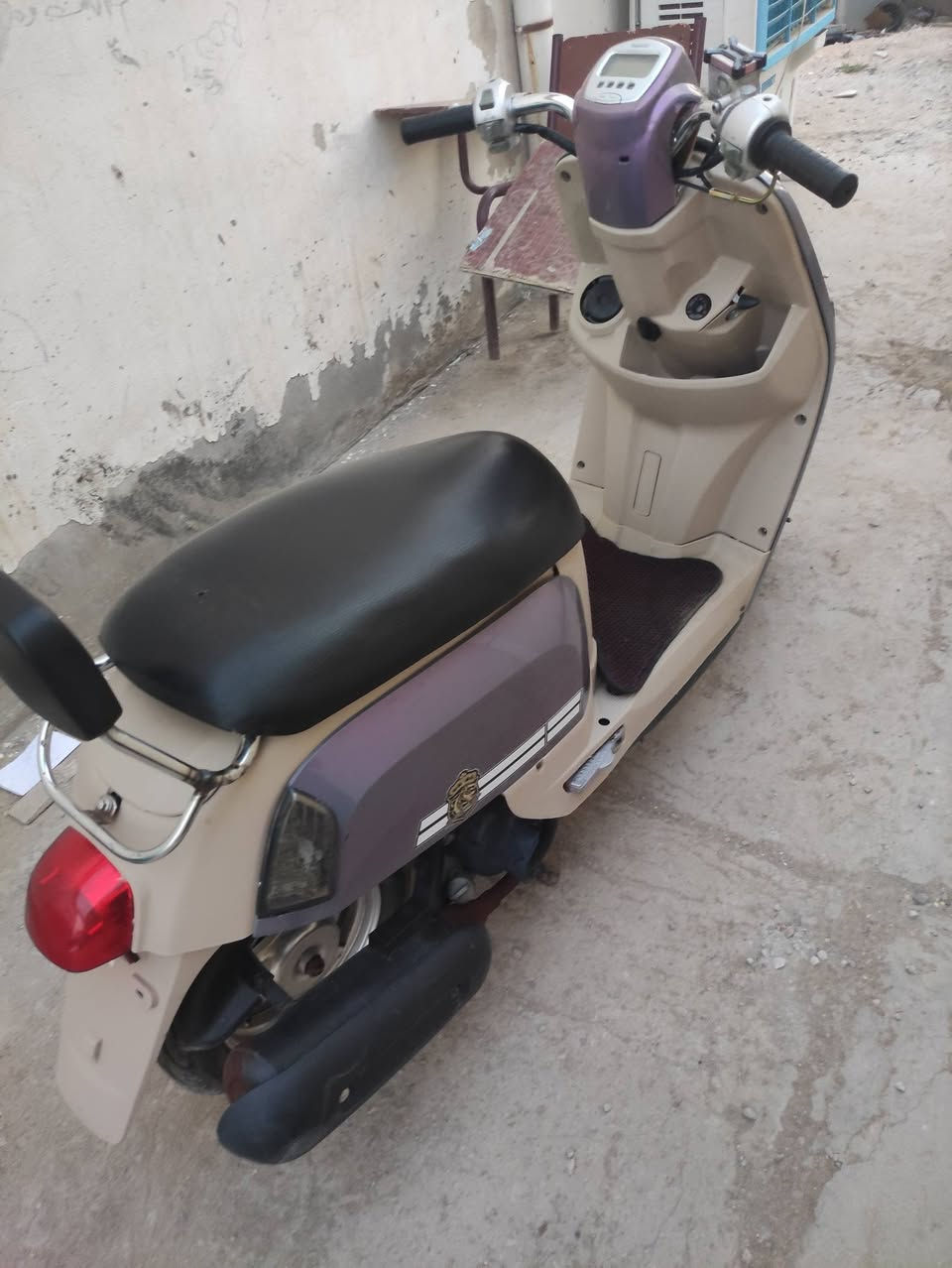 السلام عليكم
للبيع ماكس بوليسي نوزل مكينه مامفتوحه دراجه كلش حلوه


**إذا كنت صاحب هذا الإعلان وتريد حذفه لأي سبب، رجاءا أرسل رسالة إلى الدعم الفني**