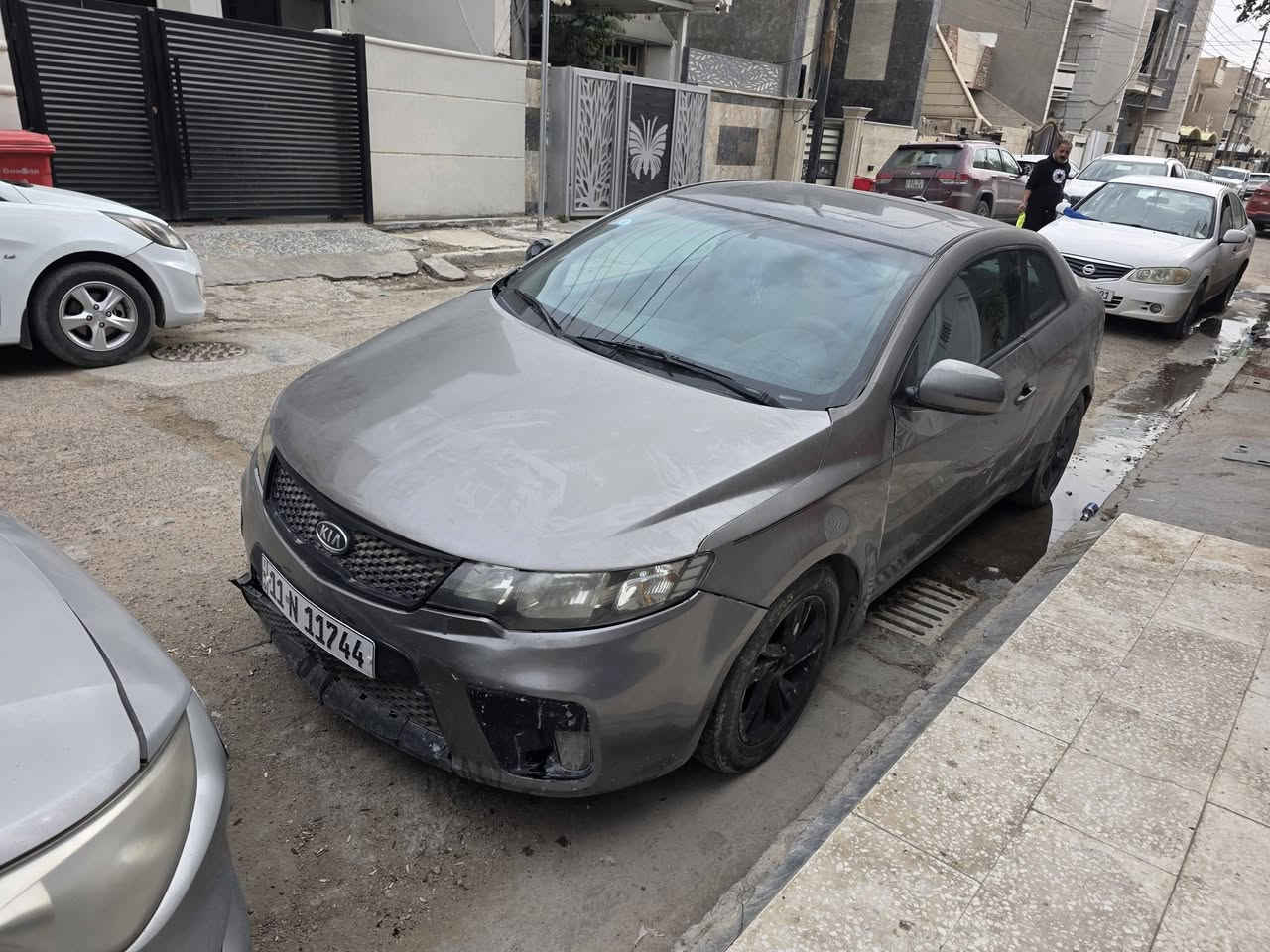 موديل ٢٠١٣ محرك ٢٠٠٠دوش السياره يرادلها ترتيبات هزه جديده رقم جديد سنويه جديده السعر ٦٥ 
***********
