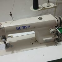 للبيع ١٧٥ مكان بغداد الشعب 07702556057
