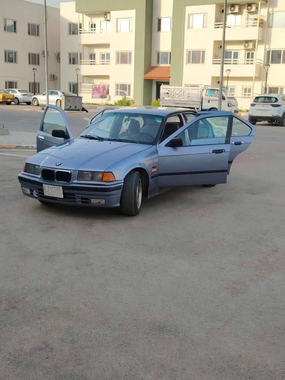 السلام عليكم
بي ام E36 للبيع او مراوس 

بي ام موديل 94

مكينه مسكر 25

كيرعادي 

مكينه كير جدد 

تبريد ثلج 

صدر امامي خلفي جديد 

تخم تاير جديد 

كشنات جلد 

كهرابائيات كلها شغاله 

لايت زنون اصلي 

رقم بغداد مشروع وطني 

بيع او مراوس حسب القناعه 
مكان سياره ابوغريب 
السعر 42وبيها مجال /***********
