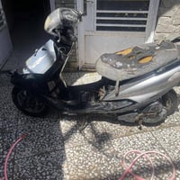 ماكس 140 جاهزة تشتغل سلف وهندر باتريها جديد بس بيها خيط مكانها بغداد ا...