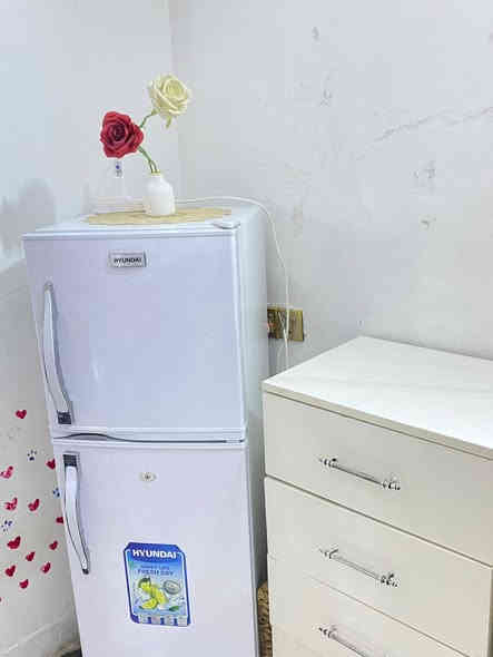 الغرفه البيع تركي مستعمله بدون جربايه+ثلاجه سعر٨٠٠الف وبيها مجال العنوان مدينه الصدر توصل ***********
