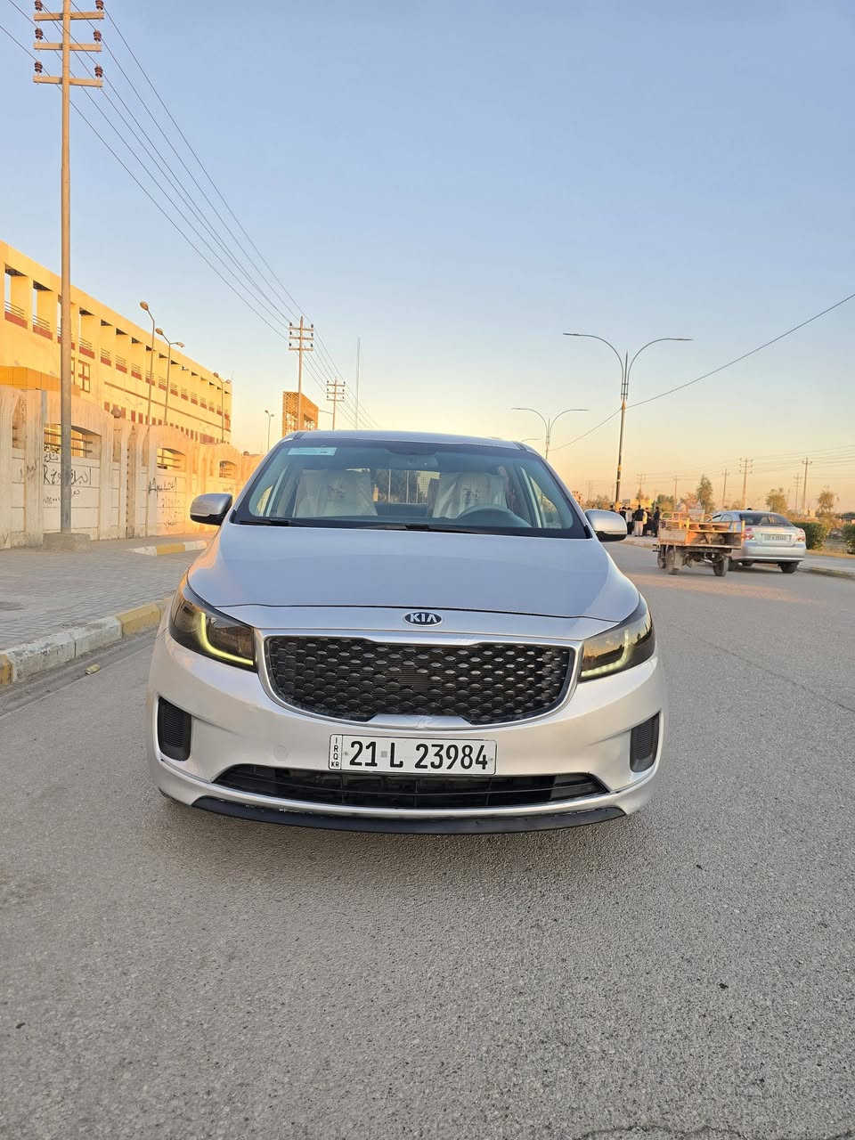 كيا سيدونه 2017 للبيع فقط

سياره جدآ نضيفه ماتخسر عليه الف 

مواصفات عاديه 

محرك 3300 شرط

 كير جدآ نضيف 

حداديه جديده 

تبريد مركزي ثلج 

بيها منظومة غاز 

المالك بالسماوه تحويل وكاله ثاني يوم 

سنويه لغاية 2029

حادثها سطحي خفيف جدآ بدون تكم بدون شاصي والسونار موجود بالصور 

سعرها 173 

مكاني سماوه قضاء الرميثه 

***********
