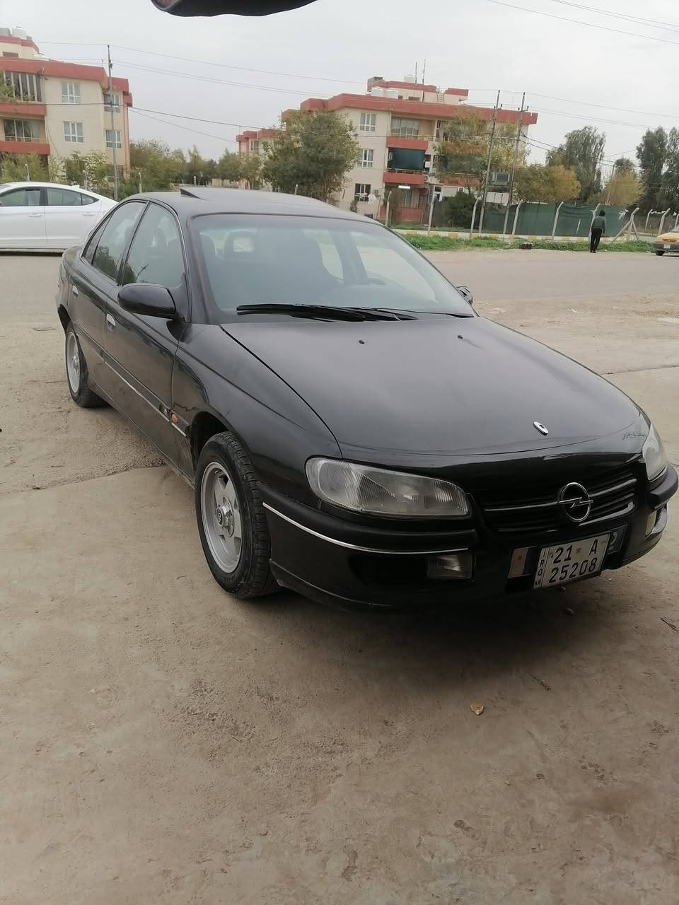 اوبل بزون رقم سليمانيه موديل ٩٦سنويه سنويه جديده رقم انكليزي تخم تاير جديد دواخل جديد سقف سلايت محرك٢٠كبس كير اوتوماتيك مكفولات بدون اي نقص سياره احلى من الصور تدفئه تبريد شرط التحويل والوكالة بيها كوبون بانزين سعرها/ ٥٢ /وبيها شويه مجال عنواني ديالى خانقين *********** /
