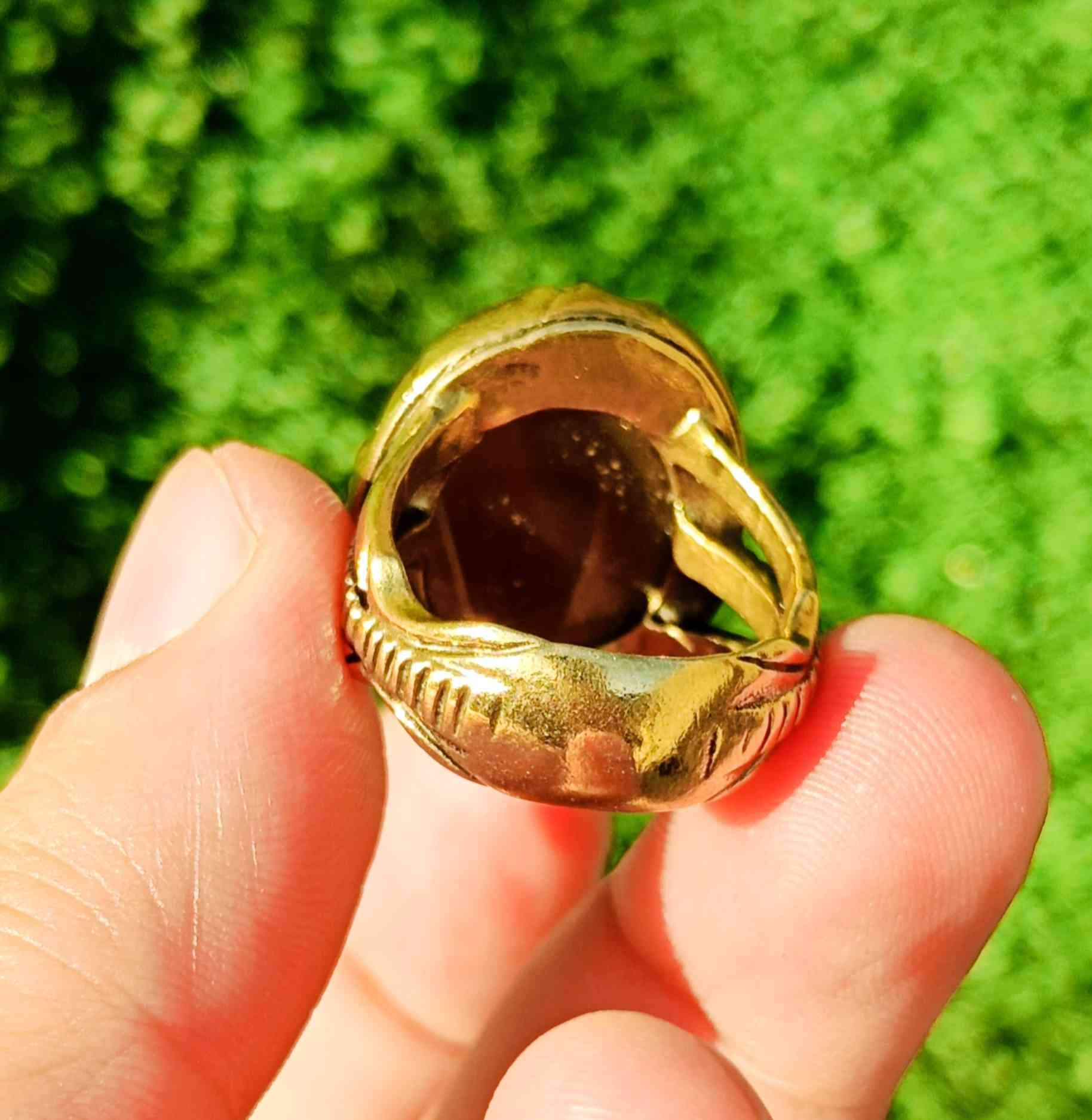 سلام عليــــكم 🫷🏿👇👇

تحفه وجمـال(جزعــــه عسليه يماني ذمه) 

صياغه تخبل وثكيلــــه(نحاس لايصدى) 
قيــــــاس الخاتم(22..23)

يوجد توصيل بدون مراوس او حجز مكاني سماوه سعـــره مع التوصيل(20)🔒🔒


**إذا كنت صاحب هذا الإعلان وتريد حذفه لأي سبب، رجاءا أرسل رسالة إلى الدعم الفني**