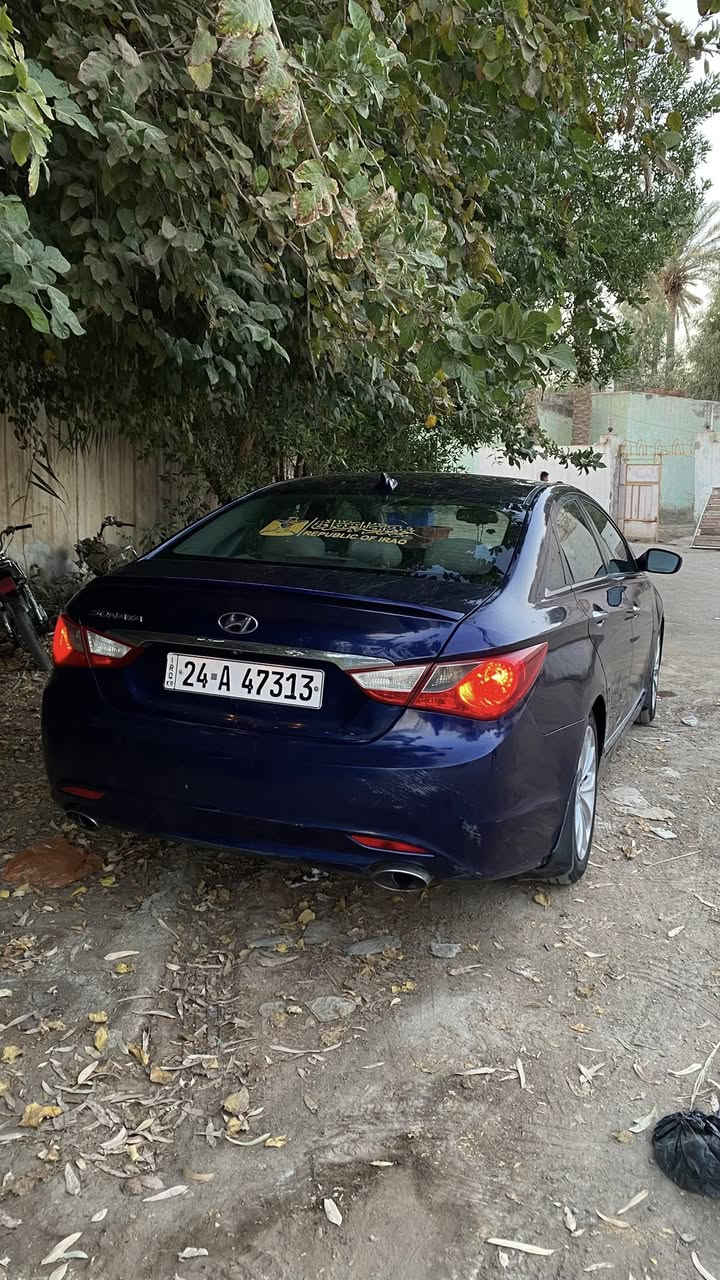 سوناتا 2012  امريـكي رقم دهوك الدولي سنويـة للـ 29  
 بصمة +سلايد روف+شاشة بلادي+سستم صوت Dimension وكالة  + مُضخم صوت  يعني حفلة 
 بيها قطعتين جاملغ وباب عكس السايق
مُحرّك 2.0L turbo Gdi 
مكانها الديوانية 
100$ 
***********
