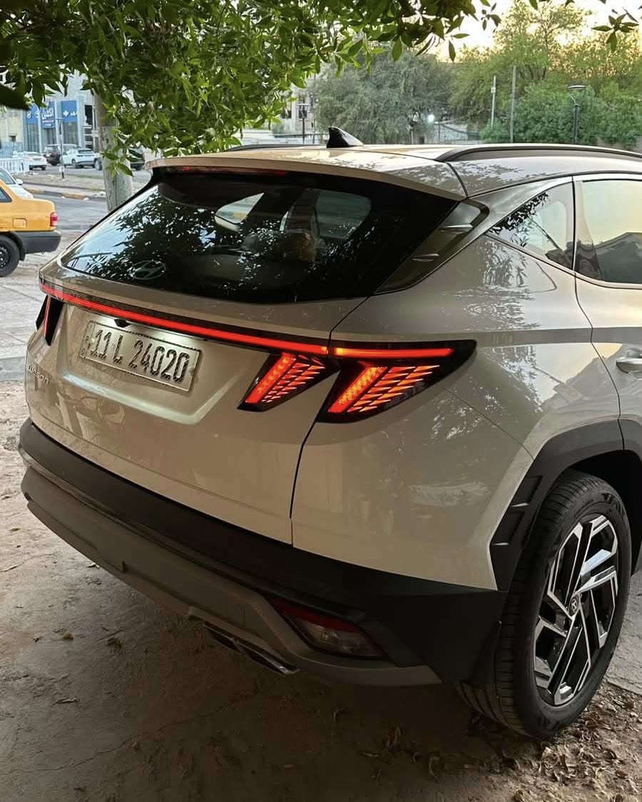 للبيع Hyundai-Tucson-2025
اللون/ ابيض
سيارة رقم بغداد - ماشية 8 الف كيلومتر
وارد خليجي 
سيارة نظيفة جداً وبحالة ممتازة 
مواصفات / محرك اقتصادي وقوي 
شاشة حديثة متعددة الوظائف - كاميرا وحساسات
تشغيل بصمة وستارت - إضاءة LED كاملة
جنوط وكالة - مرايا كهربائية - تكييف ممتاز
داخلية نظيفة جدا ومغلفة 
__________________________________________
السعر 235 وبيها مجال
للتواصل : ***********
