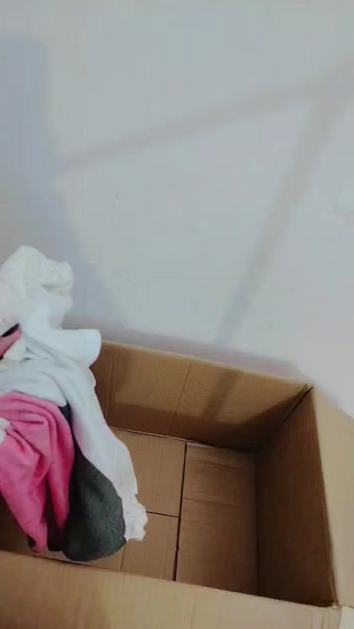 كارتون ملابس عدد ٣٠ قطعة السعر 25 الف
 كله صيفي. اريد اسد المشروع لان ممتفرغة
راسل خاص ادزلك فديو بالكارتون كامل

توصيل. لكل المحافظات 5 الاف


**إذا كنت صاحب هذا الإعلان وتريد حذفه لأي سبب، رجاءا أرسل رسالة إلى الدعم الفني**