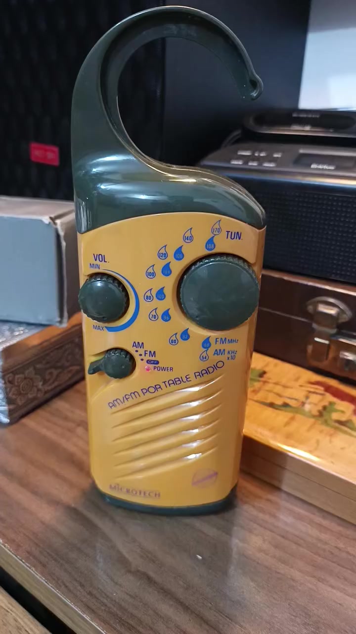 راديو📻 موجتين اربع بطاريات قلم السعر 20الف مع التوصيل


**إذا كنت صاحب هذا الإعلان وتريد حذفه لأي سبب، رجاءا أرسل رسالة إلى الدعم الفني**