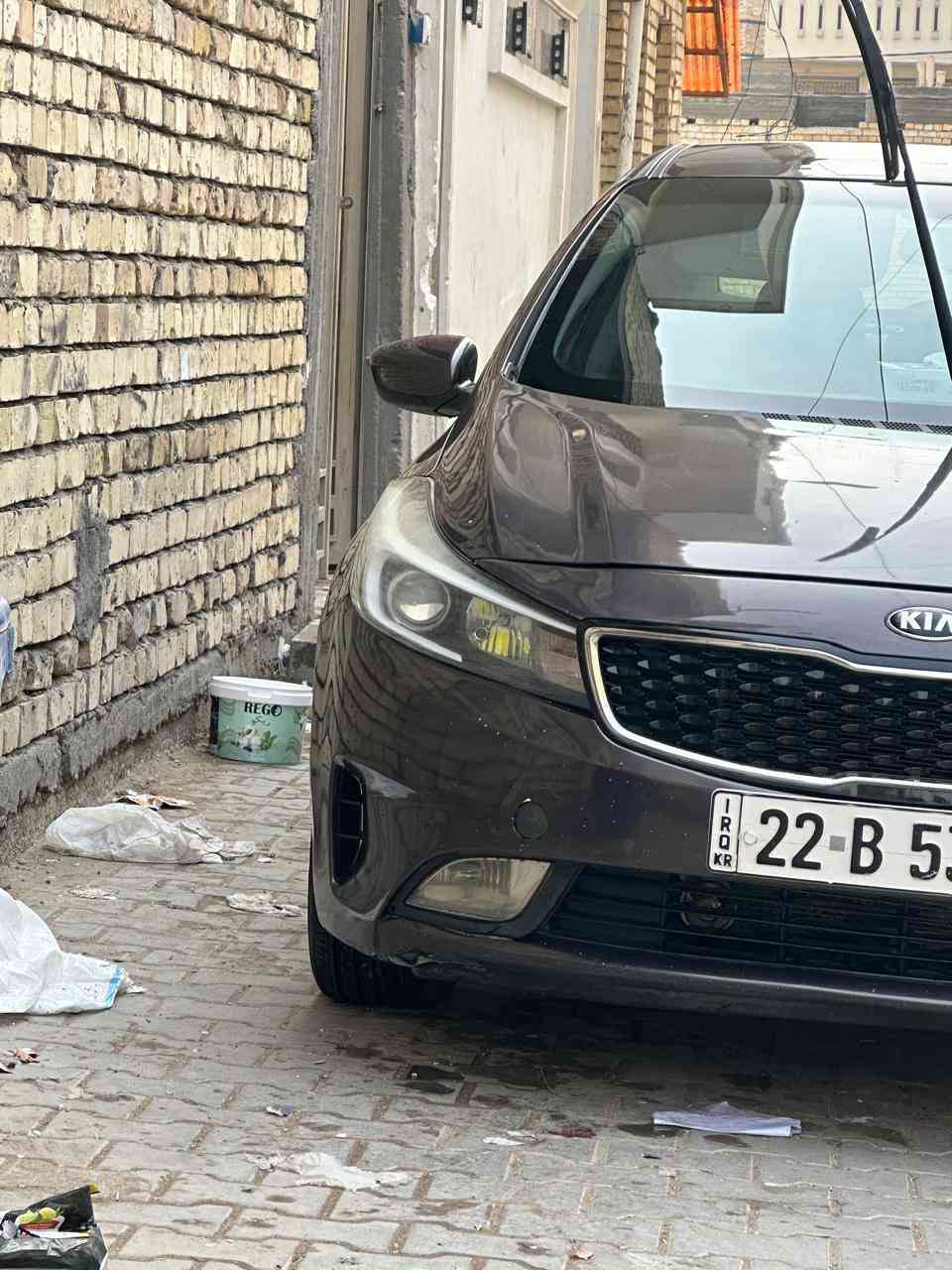 سلام عليكم فورتي موديل 2017 وارد ☑️ امريكي هاذا الحادث كدامك ☑️ السياره نص مواصفات مكينه 2000 دوش كير At السياره بيها شخط بل صفحه ومصبوغه ابيعلك صبغ عام تريد تاخذها سونار  تحويل تريد وكاله  
ابيعلك عل موجود وهاي السياره كدامك مثل البصور

السعر  110 وبيها مجال مكاني بغداد الشعله 
رقم الهاتف ‭***********
