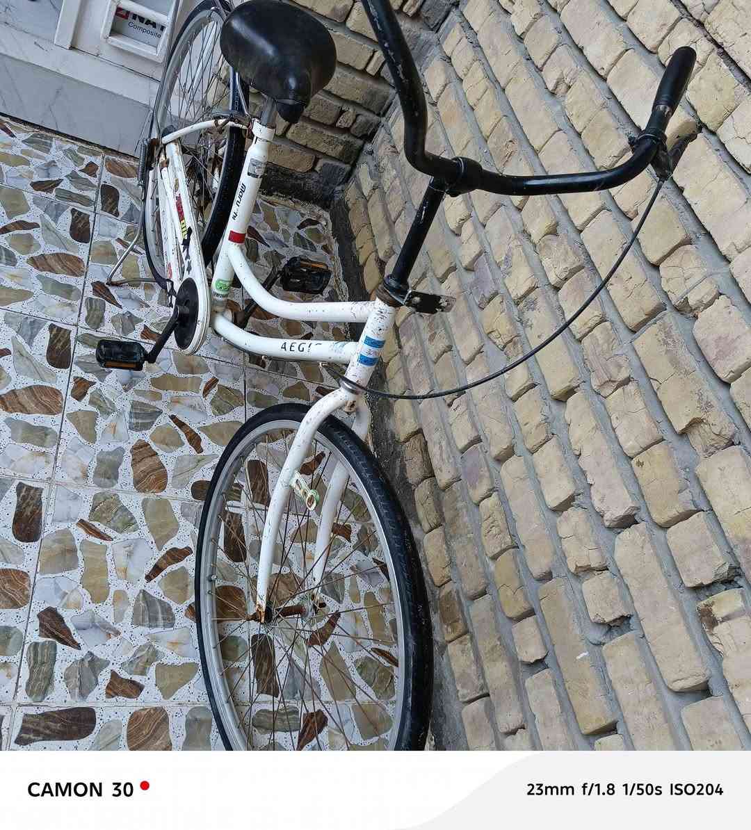 السلام عليكم باسكل حجم 26نضيف وكامل ماعوزه شي سعر 55الف وبيه مجال حك الجية مكان سوق الشيوخ حي العسكري


**إذا كنت صاحب هذا الإعلان وتريد حذفه لأي سبب، رجاءا أرسل رسالة إلى الدعم الفني**