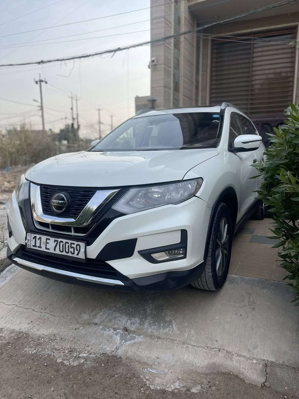السلام عليكم
نيسان روج sv 
سيارة جديدة
ب اسمي هزة جديدة
2019 ماشية 60 الف ميل 
حادثه جاملغ وبنيد
تخم تاير جديد
جاهزة بدون اي نقص
محرك 4 سلندر 2500
فول مواصفات للاخير
بانوراما
تشغيل عن بعد
شاشة لمس تحكم ستيرن رادار امامي و جانبي كرسي كهرباء تدفئة 
جلد داخل قرمدي
تحديد مسار حساسات خلفية كامرة دوارة فور ويل
بعد بيها هواي مواصفات
السعر 153 وبيها مجال
بغداد الدورة
***********
