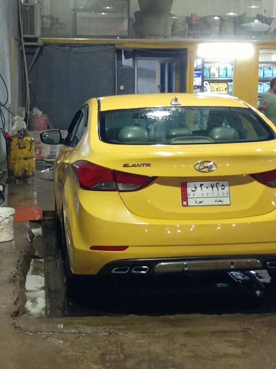 السلام عليكم 
النترا موديل 16 للبيع 
جميع التفاصيل في مذكورة في السونار 
سكني بغداد المحمودية 
سعرها 112 وبيها مجال 
*********** بي واتساب
