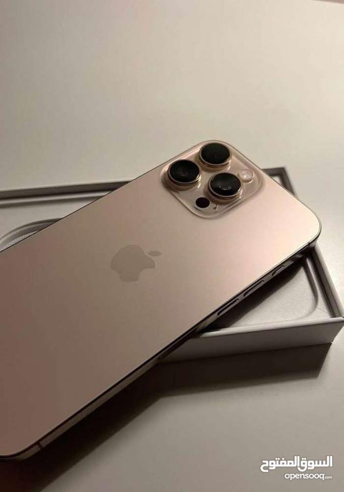 جهاز ايفون 16 برو ماكس مكفول  من كلشي من الشخط والخدش والتصليح بعدة داخل الضمان بطارية اليوم صارت 97 الجهاز جديد بمعنى الكلمة  ذاكرة 256 تواصل واتساب ***********
