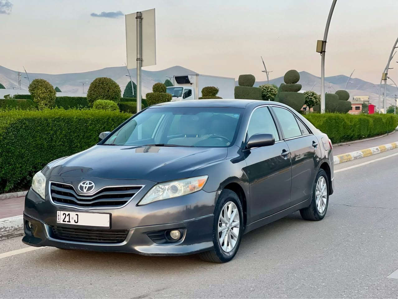 کامری سپۆرت
مۆدێل ٢٠١١
١۸۱ هەزار رۆشتوە
گێڕ و مەکینەی بەشەرت نەکراوەتەوە
بۆیاغی نییە دوسێ شوین ساردە
مواسەفات 
کوشن کارەبا
تراکشن
تەعدیل سورعە
زینۆنو عەدەسە

شوێن سلێمانی 
***********
٠۷٥٠۱۷٠۷٠۹٥ السليمانية, العراق
