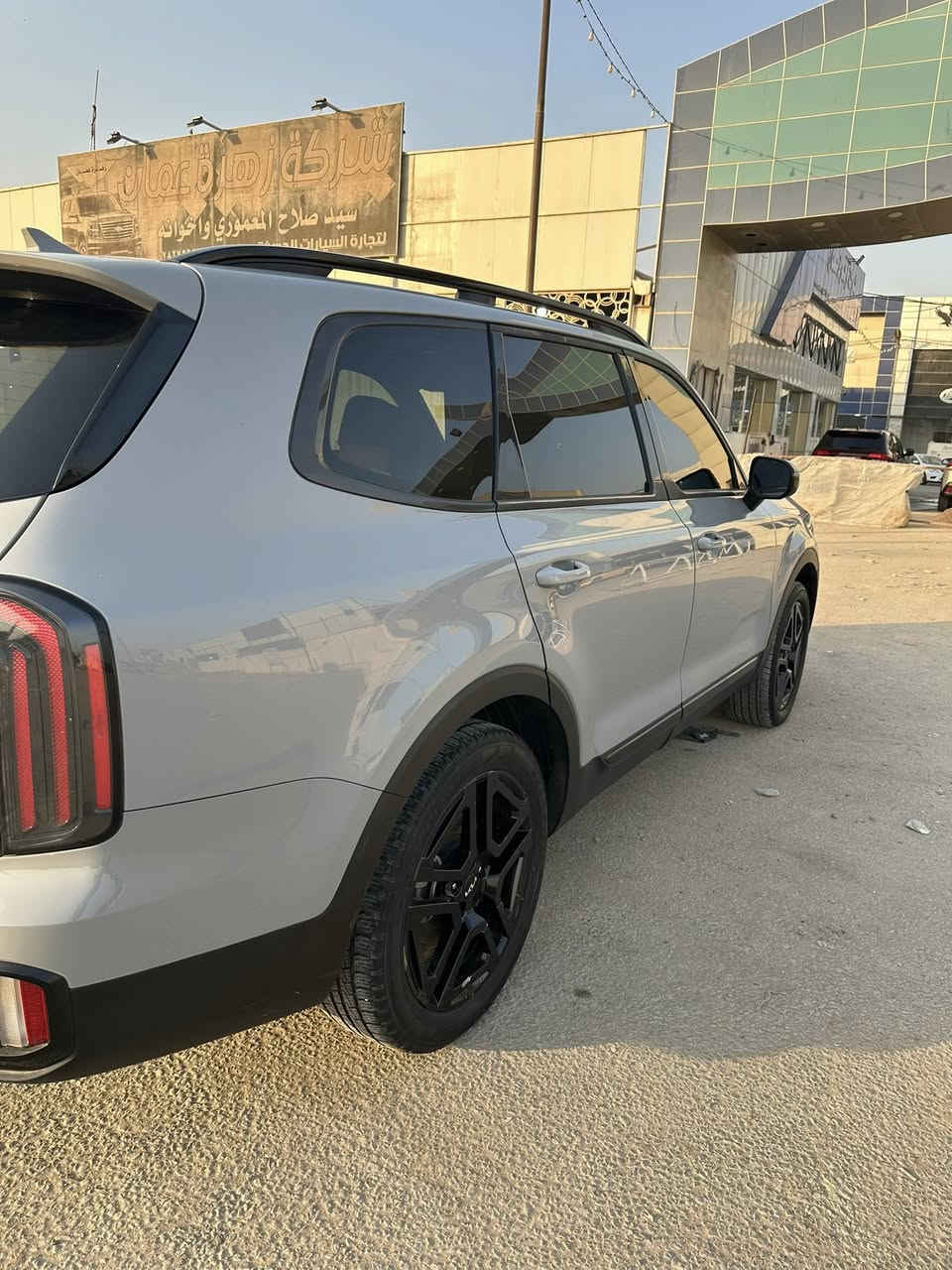 ‎كيا تيلورايد برستيج / اكس لاين (2024)🤍🔥
الفئة: PRESTIGE X-LINE
🚘 فول مواصفات 1/1 (أعلى فئة)

🤏حادث كما موضح بالصور
🏁عداد المسافه 27الف ميل 
✨ فتحتين سقف 
🪞 مرايا شفط🔁 مرايا إشارات
🔥❄️ كشنات أمامية تدفئة وتبريد
🔥❄️ كشنات خلفية تدفئة وتبريد
👑 كشنات منفصلة VIP
🚀 تشغيل عن بعد
📡 رادار أمامي
📡 رادار جانبي
💡 لايتات LED زنون
🌤️ لايتات نهارية LED
📟 حساسات أمامية وخلفية
🎛️ هزاز ستيرن
🖥️ داتا شو أمامي (HUD)
💆‍♂️ مساج كشن السايق
🌈 إضاءة داخلية ليزرية
🎥 كاميرات 360 درجة
👁️‍🗨️ نظام النقطة العمياء
🛣️ تحذير مغادرة المسار
🧠 مثبت سرعة متكيف
🛑 مانع تصادم
🧳 باب خلفي كهرباء
💺 ميموري كشنات
🔊 نظام صوتي فاخر
       
بيع مستعجل 31000 💸
***********
