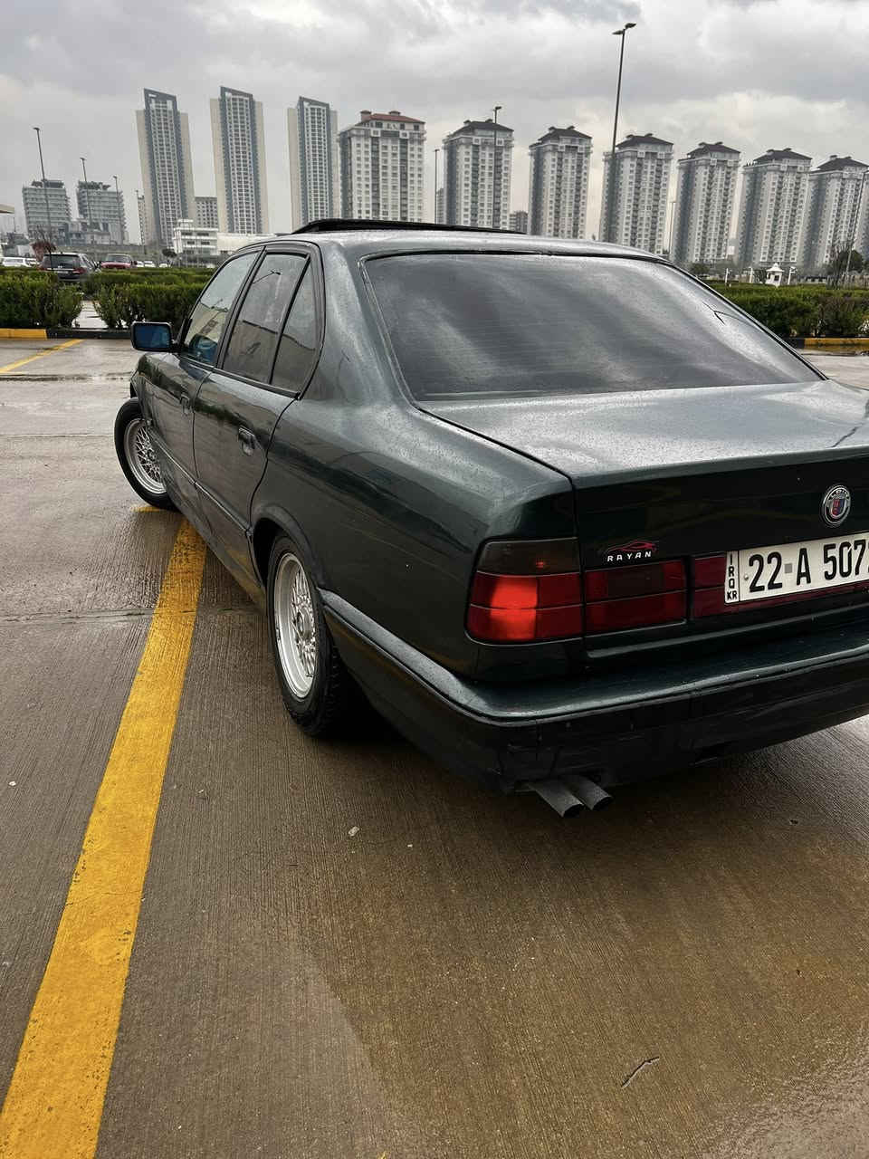 BMW 1991
525🇩🇪
مكينه كبس كير عادي 
موصفات 
سلايد تبريد قطعتين
مري كهرباء
كشن هيتر 
صدرامامي خلفي جديد سياره ترايه حلو 
ضرر جاملغ خلفي بدون داخل رقم وسنويه جديد تحويل مباشر 
السعررر 47 ومجال 
مكاني سليمانيه 
***********
