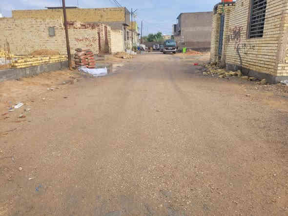 للبيع قطعت أرض المساحه 100متر واجهية 7،15 ونزلها 14  طابو زراعي في النجف الأشرف
طريق الزوار نجف كربلاء طريق ياحسين خلف المواكب مباشر عمود114تبعد عن شارع100متر 
القطعه تصلح لسكن أو بناء موكب او حسنية
فرصه لن تتعوض الموقع كلش راقي
عرض شارع10متر
كافة الخدمات متوفرة 
ماء كهرباء مدارس مركز صحي جميع شوارع تبليط 
أضاء ليليه 
كهرباء اربع خطوط+مولده ذهبي 
العرصه مرقمه ومسجلة بل بلديه السعر 15 مليون وبيها مجال بيع مستعجل
***********
