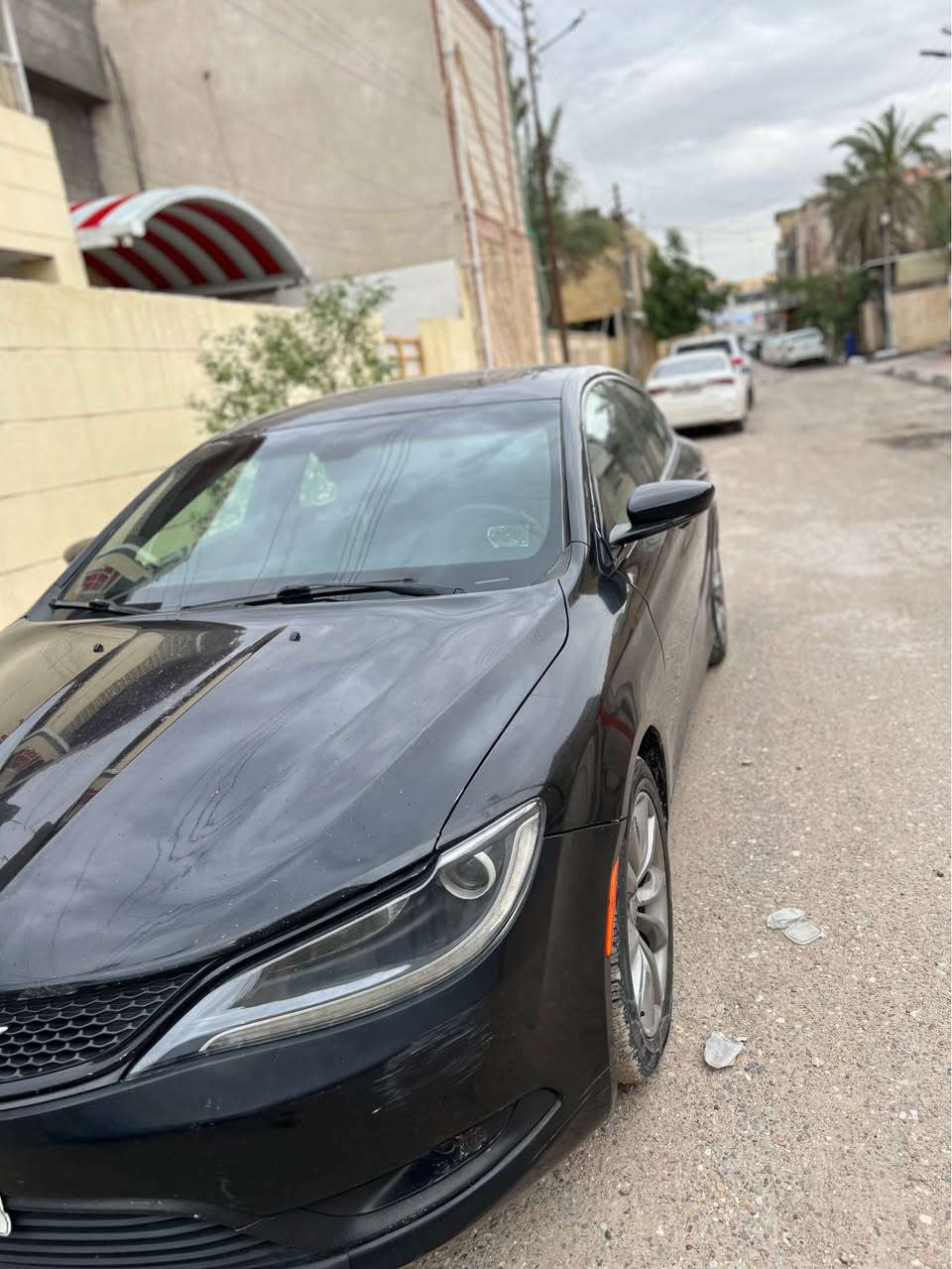 سي ٢٠٠  فئهS 
مديل 2015  كشن حضن شاشه جبيرة شفتات ستيرن  حجم المحرك 2400  مكينه وكير مكفولات 
بيها ضربه بالباب باقيه ع وضها 
عنواني البصره حي الاندلس 
*********** البصرة, العراق
