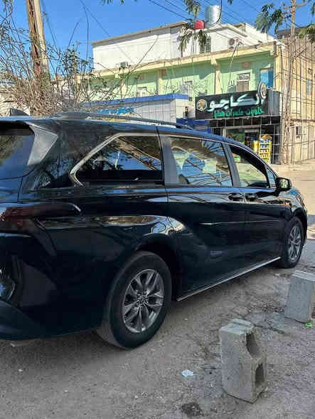 تيوتا سينا هايبرد Le
موديل 2023

السياره بسمي تحويل مباشر

حادث بنيد  وجنطه

البنيد اصلي نفس الون 

والجنطه اصليه نفس الون 

يعني السياره بدون صبغ بدون بارد اوصبغ والسياره بدون ايرباك

بدون دواخل 

السياره جاهزه اي نقص مابيها

السعر 260$

العنوان ***********
