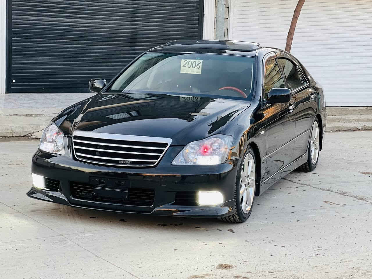 شاهینە ساق
184بێ دووکەڵ 
فوول .
جڵد
  هیتەر .
سڵایت .
کاسیحەی بیلادی
ساج سوور .
سووکان حەیزەران
سێ دووگمە.
شاشەو کامێرا
سووکان کارەبا .
کووشن کارەبا .
مەجمووعە سووکانی لێکزس .
یەک پەڵەی بچووک  بۆیاخی ئەورووپای هەیە 
تەقەو ڕەقەی نییە .
هیچ مەسرەفێکی تیا نییە .
برێکی بەسراوە .
کامل مەسرەف کراوە .
دەعموو لێ دراوی نییە .
سعری 87گەڵاو مەجال .
مەڵێ قووفڵی چەنە مشتەرێت بێ سەیری کە 
***********
***********سەسایەق
