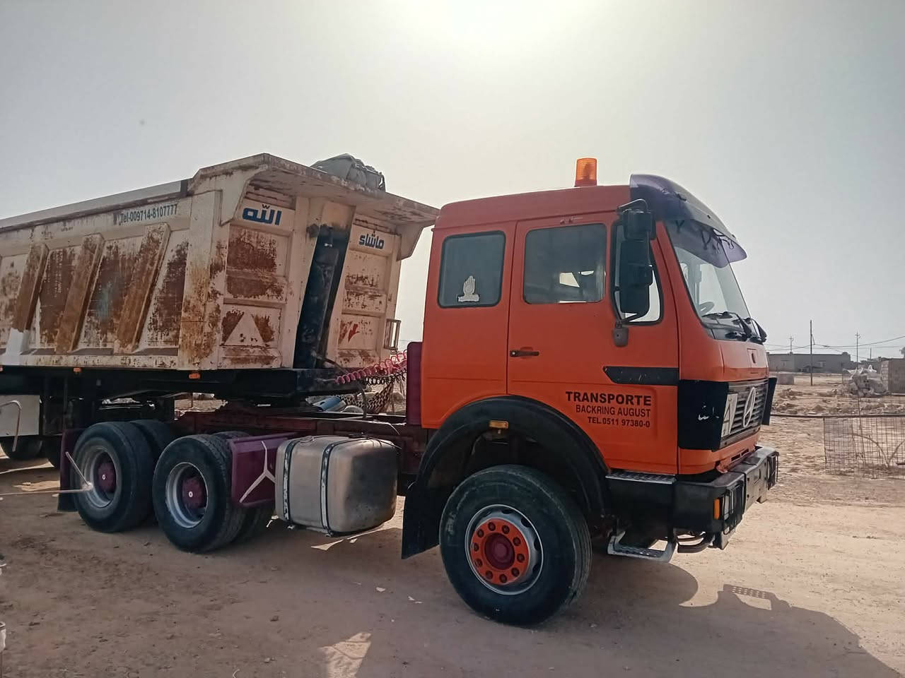 السلام عليكم سياره البي موديل 82 محرك 28محسن كير 160دور 14 رقم نكليزي أنبار  تحويل مباشر  عربانه علم نضيفه معنا الكلمه السعر 4و70وبيه مجال الاستفسار الهاتف ***********
