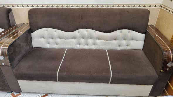 #للبيع 

تخم قنفات عدد 5 

مع طبلات عدد 4 

#السعر 300 

للاستفسار اتصل على *********** 📱

العنوان كربلاء
