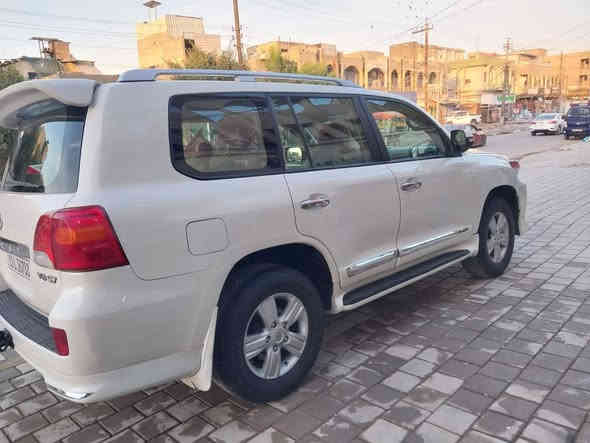 السلام عليكم
لاندكروزر موديل 2011 ستينية ٥٧٠٠ محدثة لل 2015  سابقا صبغ عام وحاليا تعرضت الحادث اييعها على حادثها رقم بغداد باسمي
العنوان بغداد الامين الثانية 
بسعر مناسب 
***********
الخاص مغلق مغلق
