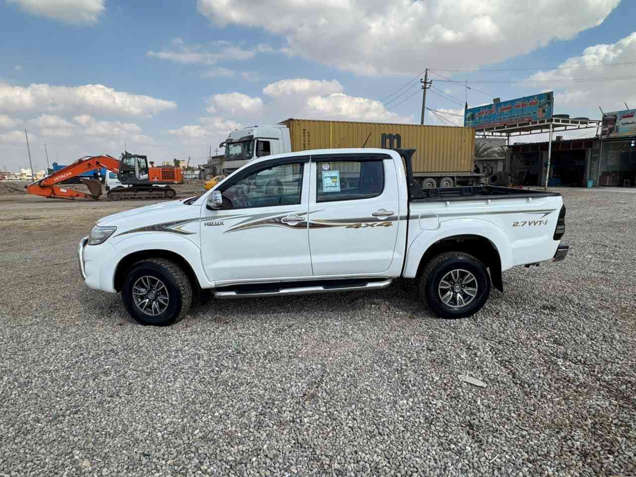 السلام عليكم
بيكم هايلوكس موديل 2014
رقم بغداد 
فور ويل السعر 225
***********
