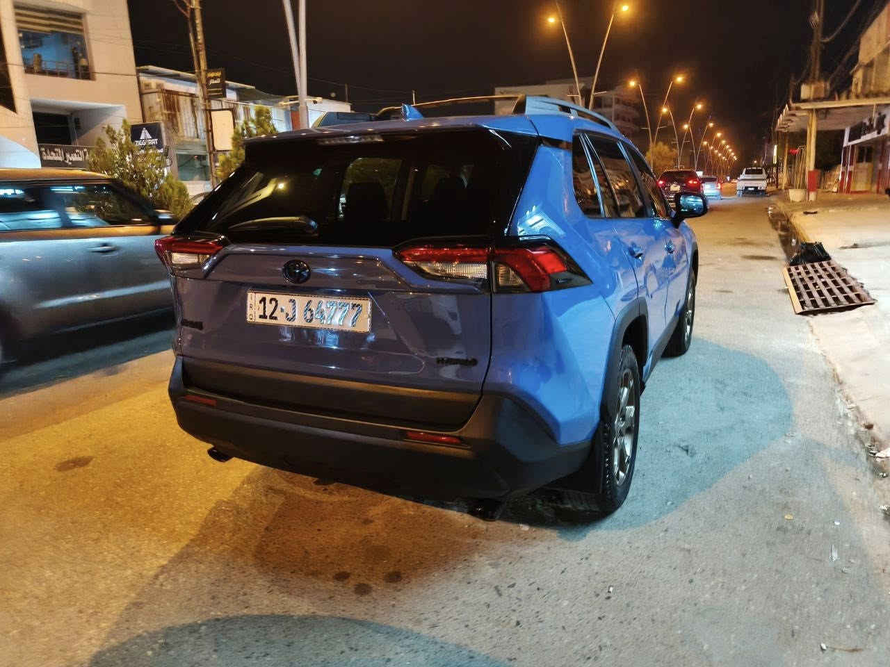 تيوتا راف 4 هايبرد 2023
لون مميز
السيارة ماشية 17 km
جدا نظيفة
ضرر موضح بالمنشور
(بدون شاصي )  
رايده ب240 مكان السيارة الموصل
***********
