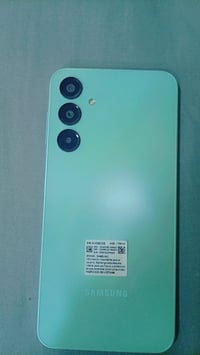 جهاز Samsung Galaxy A16 لون اخظر فاتح الشاشه مقاس 6.7بوصه من نوع Supr ...