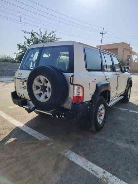 نيسان بترول موديل 2000
رقم بغداد انگليزي بسمي شخصيا
بيه صبغ عام بدون ضربه قويه او گلبه
گير عادي 
دفع رباعي شغال
محرك مكفول
تخم تاير
جام كهرباء 
السعر 78  سعر مال بيع  
هذا رقمي والموشراي اخوان خل يعبر المنشور ***********
