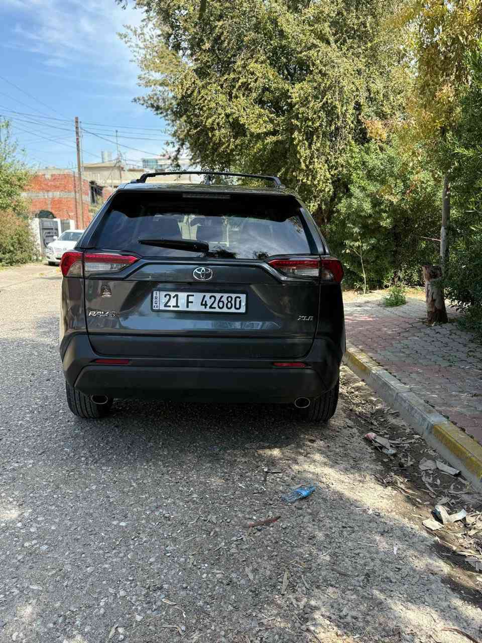 رافور للبيع 2023نفطي فول مواصفات سلايد بصمه 1/1
ضرر قطعتين بدون دواخل بدون ايرباك ماشيا٢٠الف ميل جديده كلش دخول جديد ترقيم جديد باسمي شرط التحويل 
وبيها باب السكن ربع كارت بعد كلها مكفوله كير محرك بشرط 
عدادات كلها ديجتال 
***********
