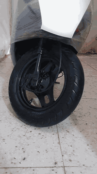 شباب ذبانه للبيع مفتوحه فتحته عله ايدي نعومه فول اخت الوكيل  الدراجه كامله من كلشي العر ٣٥٠ وبيه مجال ***********
