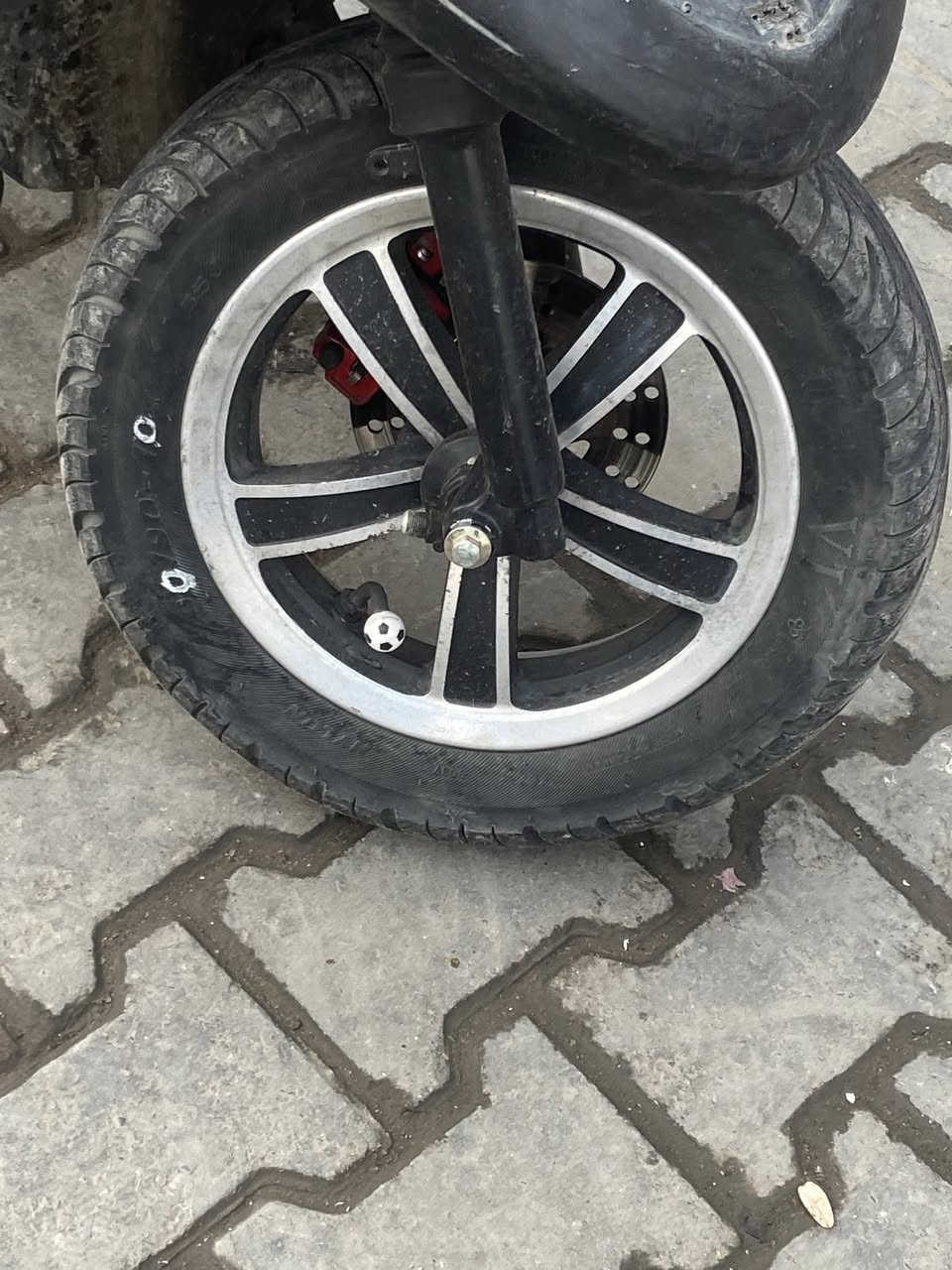 ماكس عدله للبيع
وياله رياضي اصليي 
صالنصه صجميه اصليه 
قطره اصليه 
يدة بريك اماميه برمبو اصليه 
يده بريك خلفي كوسو
ستاند رياضي 
مكينه بلاديه 
كلجات رياضي شلعه ومعدل
قايش جلاتيني 
دبل خلفي كرزي اصلي 
التواصل خاص


**إذا كنت صاحب هذا الإعلان وتريد حذفه لأي سبب، رجاءا أرسل رسالة إلى الدعم الفني**