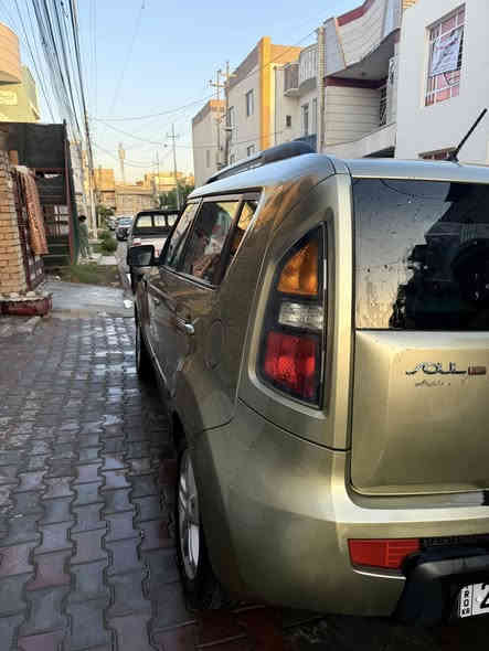 كيا صول 2011رقم اربيل الدولي الجديد بأسمي سنويه لل2030سياره بيه صبغ كم قطعه ابيع حزام سياره عليه ادامه كامله شواصي كفاله   السياره بيه ملاحضه بصيطه خابطه كازكيت لتواصل *********** مكانه بغداد البلديات
