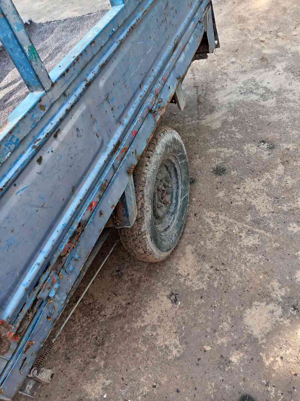 سلام عليكم شباب ستوته للبيع أوراق اصوليه محرك 21 كهربايات كامله سلف ضوء السعر ٦٠٠ وبيه مجال مكاني طريق كربلاء بغداد مقابل جامعة وارث الأنبياء ***********
