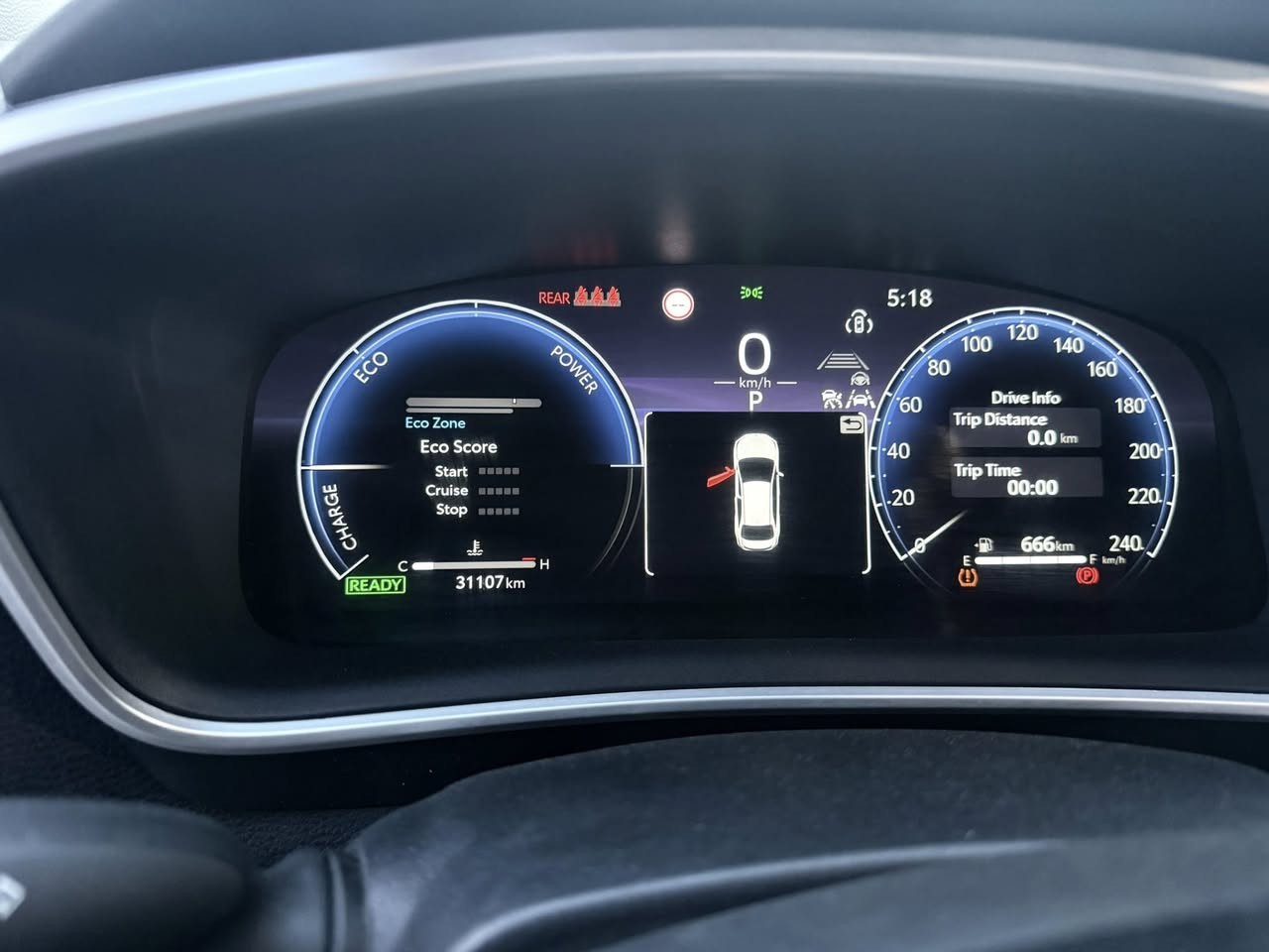 كورلا هايبرد 2024
الشكل الامريكي
مكفولة ماعدى شخوط بسيطة بالدعامية 
السيارة خير من الله
ماشية 31 
ب155 
***********
