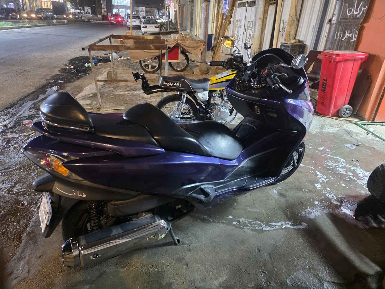 للبيع 🔴
فورزه 0'10 كرستال 

فول مواصفات 
منضومة زنون

شاحن UPS
4 تحويلات 7 نمر 
رقم. وسنوية. شرط مداور ثاني يوم
تدفئه يدات
كلوب جنطة 
كير عادي 4 تحويلات 
 حساسات كامله 
 مكفوله كير ومحرك 
دراجه مابيه نقص مكينه خرسة 
العنوان /نجف 
الستفسار/ ***********
