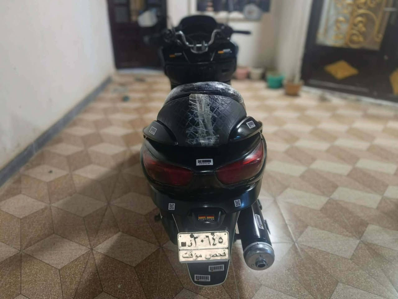 سلام عليكم ورحمه الله وبركاته فورزه8/0للبيع سعرها 500وبيها مجال بسيط  مو شراي لتعبني ***********هذا رقمي الي حاب يتواصل وياي
