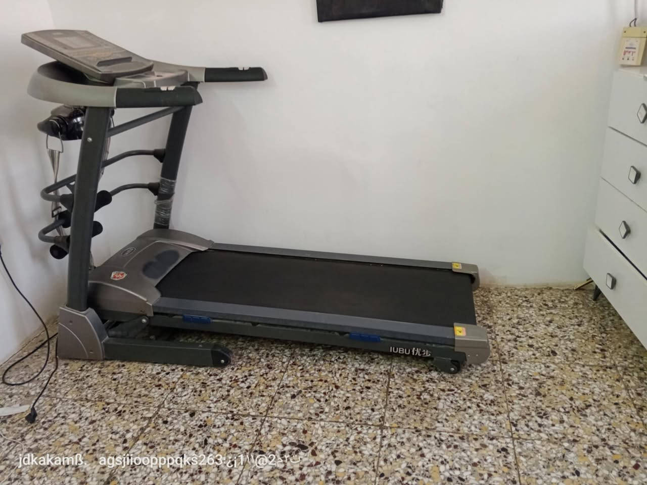 جهاز جري ماركة IUBU نضيف مابي اي خلل
جهاز جري جبلي دبل ماطور جهاز ثكيل ماركة معروفه يحمل 150K سرعه عاليه 16.0 جبلي جدا عالي 16 درجه بي رجاج تكسير شحوم بي أواكس بلوتوث شاحن موبايل مفتاح امان بي شاشه تعد وقت سعرات حراريه قياس نبضات القلب مسافه مقطوعه سعره 280بي مجال بسيط  بغداد الغزاليه
***********
